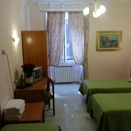 Hotel Philia Rome Bilik gambar